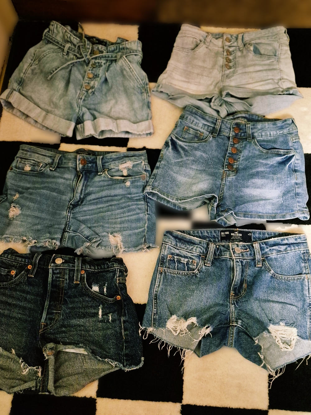 6 Pairs Of Your Favorite Brands In Jean Shorts - All Adult Woman Size 23-24